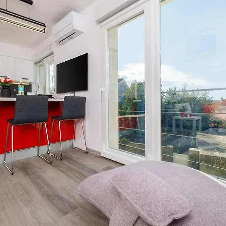 1 Bedroom Stunning In * Crikvenica