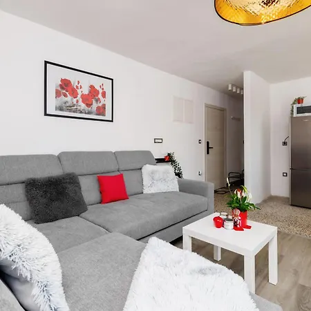 1 Bedroom Stunning In Apartamento Crikvenica