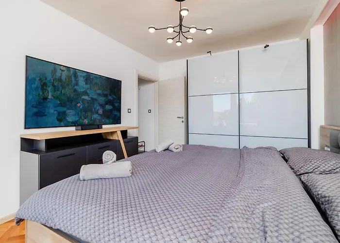 Appartement Beautiful In *